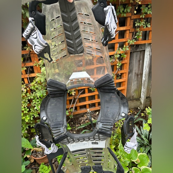 Motocross riding chest guard - Picture 3 of 4